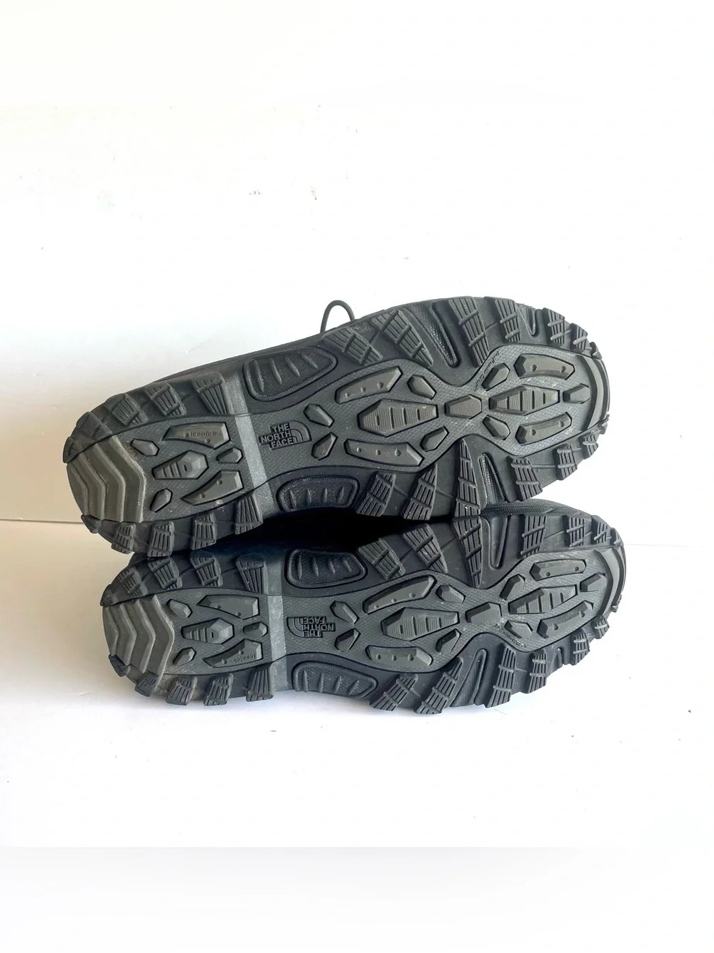 The North Face Black Gray Waterproof Winter Snow Hiking Boots Men's Size 13